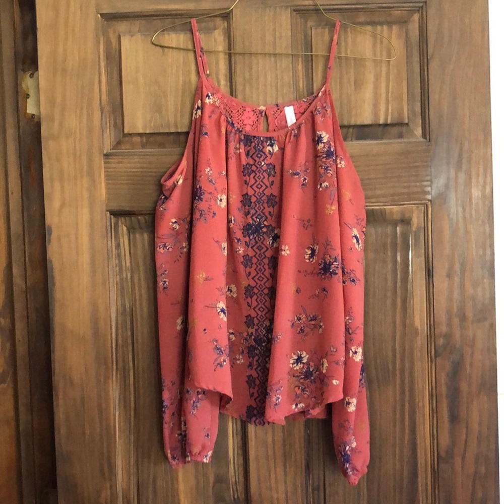 Xhilaration cold shoulder blouse